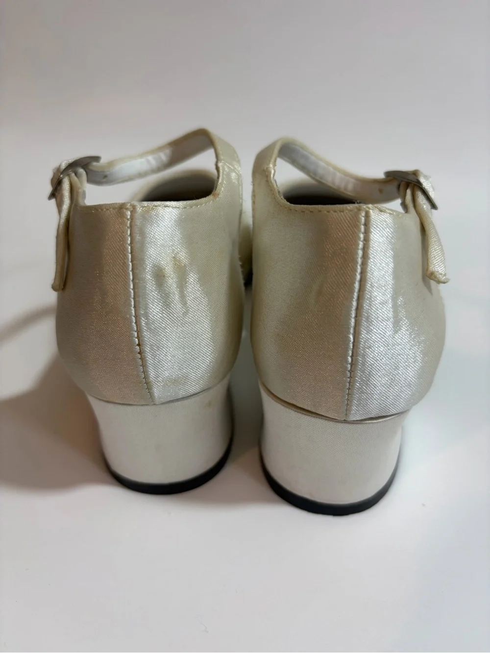 KRU Girls Elegant Ivory Satin Ankle-Strap  Dress Shoes 12.5 NIB